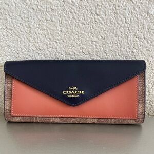 Coach Large Wyn Wallet / Navy Light Coral Canvas